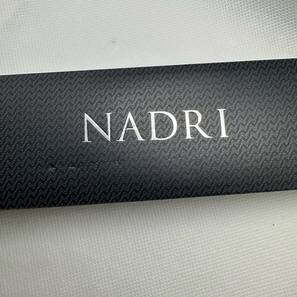 Brand New Gift Bracelet Elegant Nadri Gold Link Bracelet with Crystal Accent - Picture 7 of 8